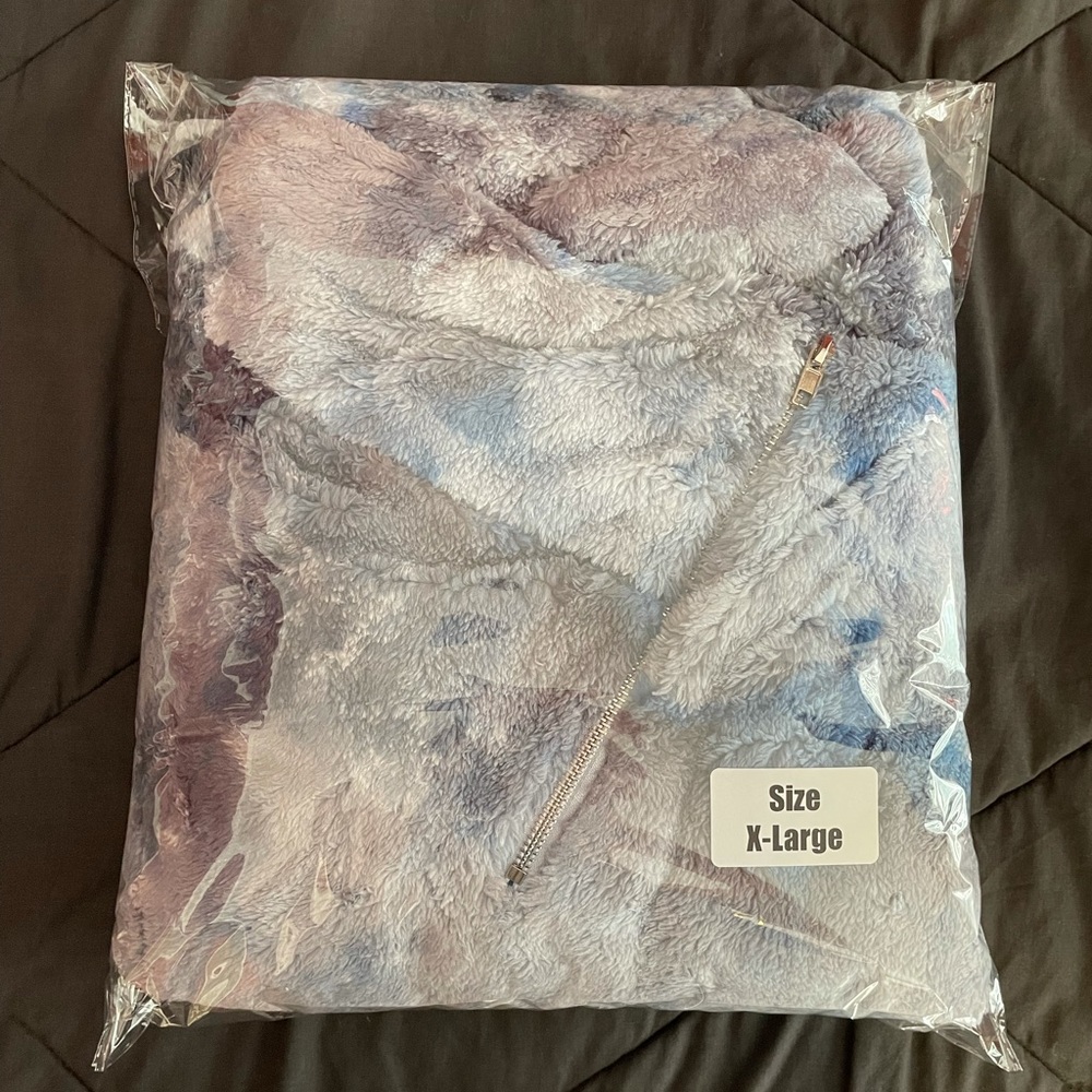 💥NWT💥 Dark Blue Tie Dye Sherpa Fleece Pullover - Picture 13 of 13